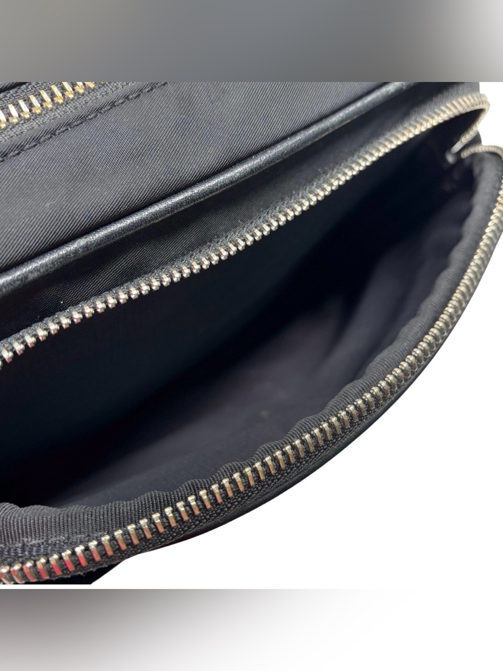 Burberry Black Logo Crossbody Bag with Adjustable Strap Authentic - Picture 7 of 10
